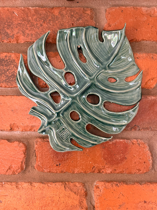 Monstera Deliciosa Leaf Plate Large – Leaf-ware Series