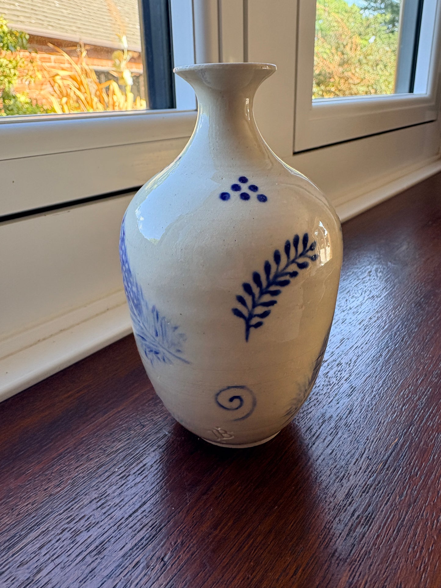 Africa Collection – Blue Guinea Fowl Feather Bud Vase