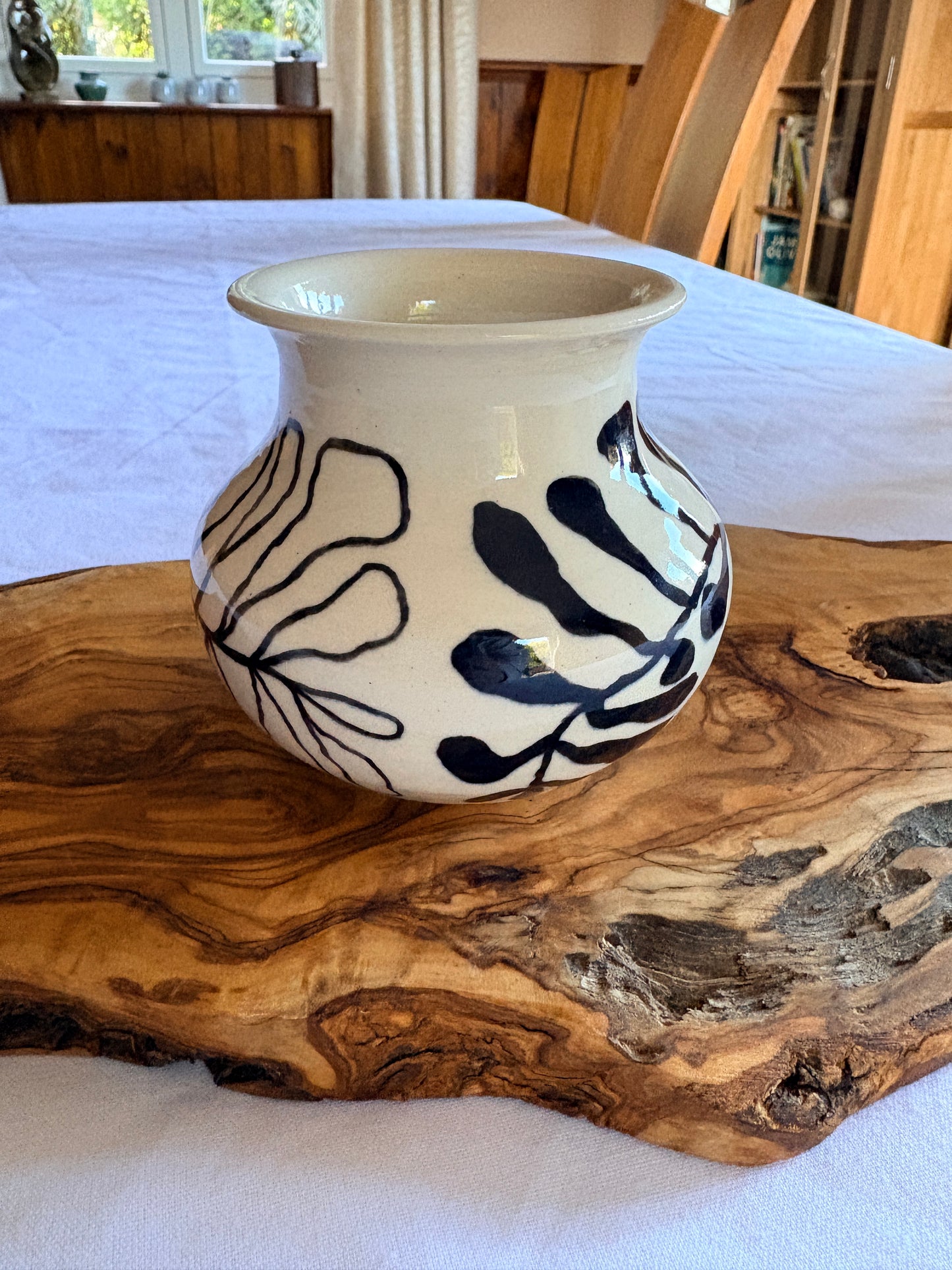 Hand‑Painted Matisse‑Inspired Monochrome Vase – Ink & Clay Collection