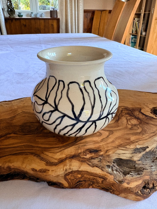 Hand‑Painted Matisse‑Inspired Monochrome Vase – Ink & Clay Collection