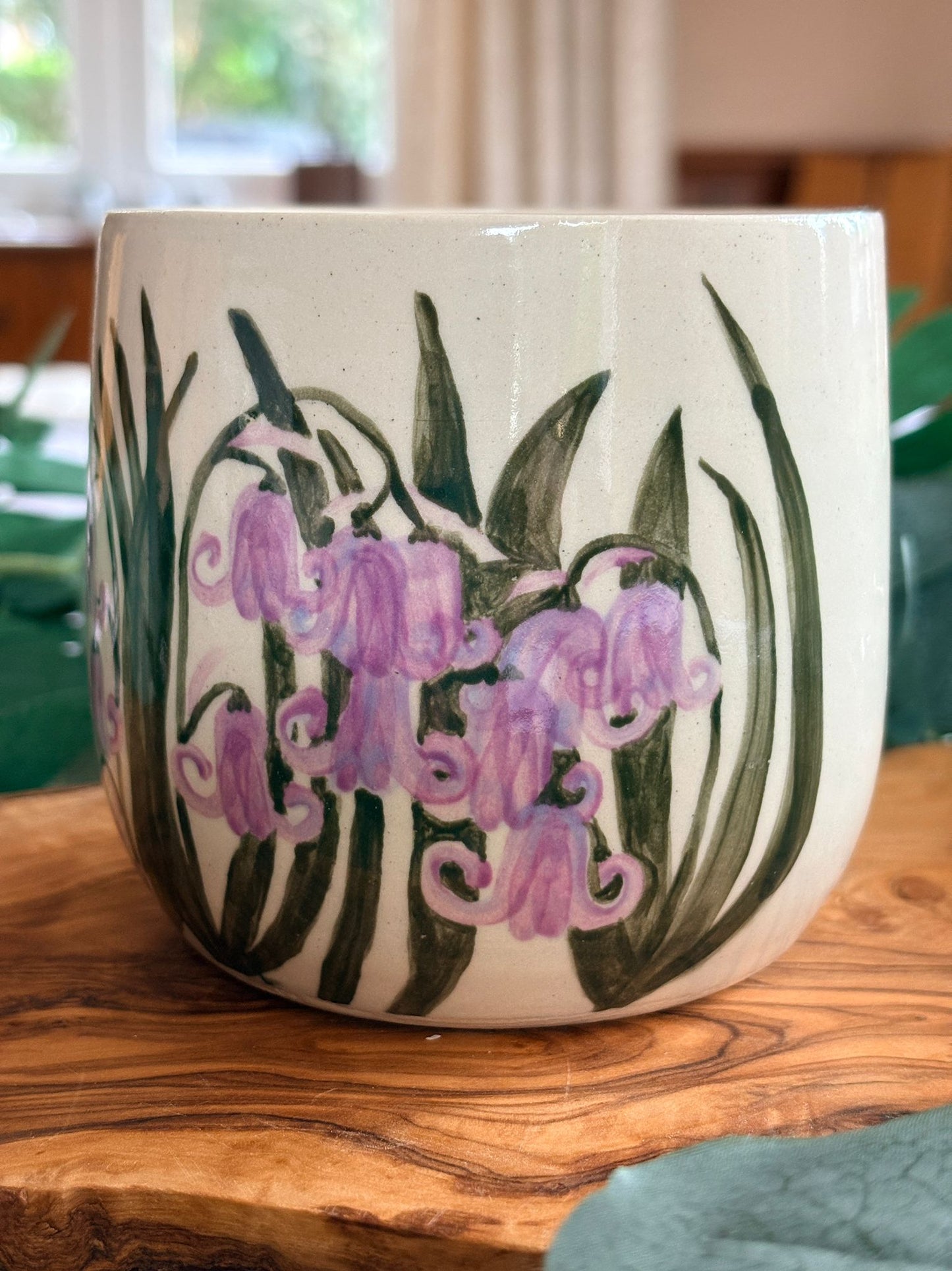 Hand‑Painted Bluebell & Snowdrop Tumbler – Petal & Earth Collection